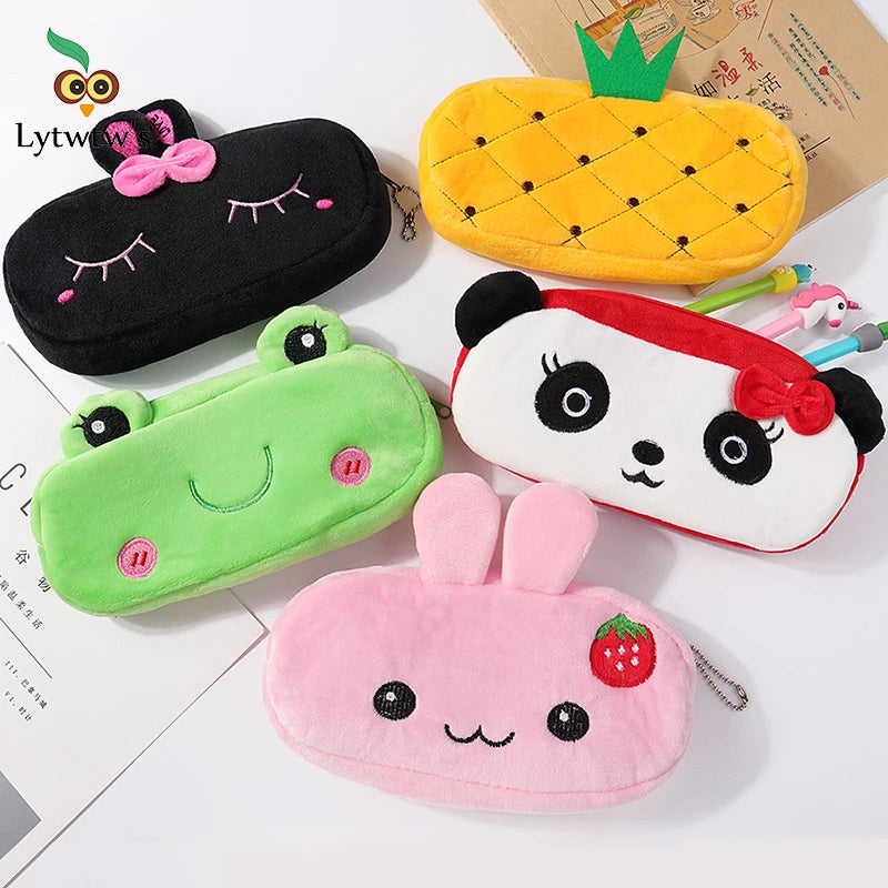 Trousse peluche personnage