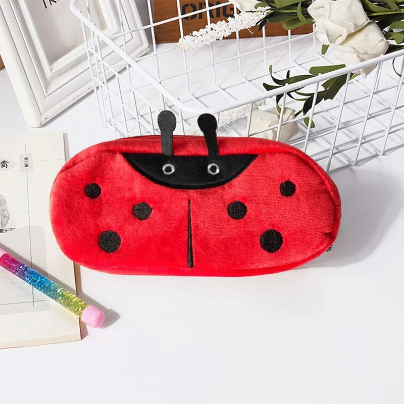 Trousse peluche personnage